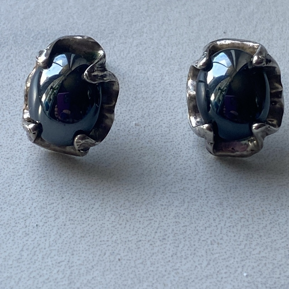 Vintage sterling silver 925 hematite stud earrings